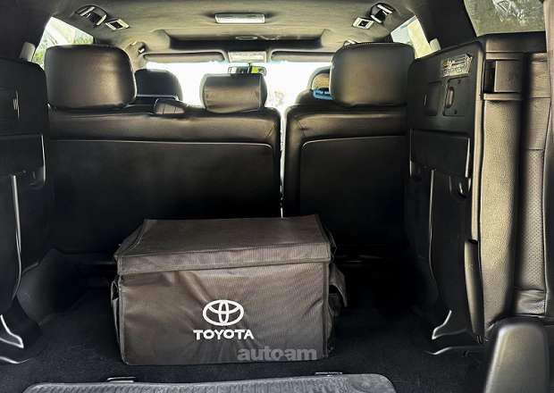 Toyota Land Cruiser 200