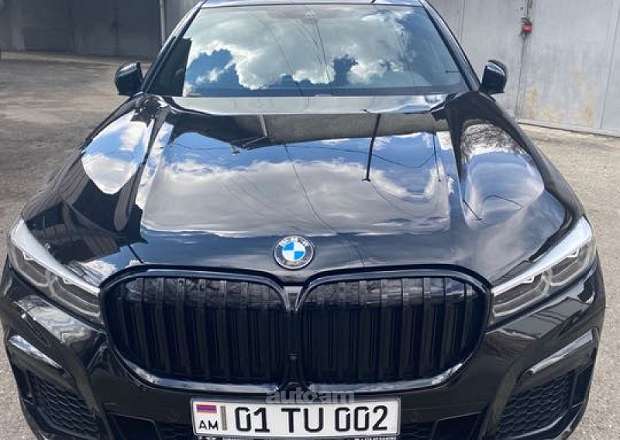 BMW 740