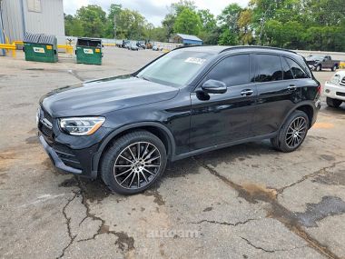 Mercedes-Benz GLC 300  2022 