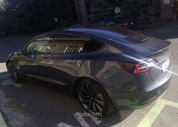 Tesla Model 3 2018 — լուսանկար 7