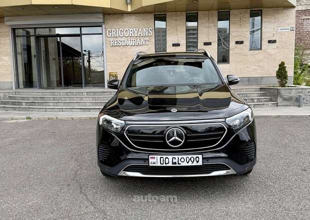 Mercedes-Benz EQB
