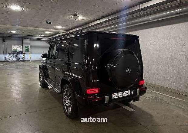 Mercedes-Benz G 550