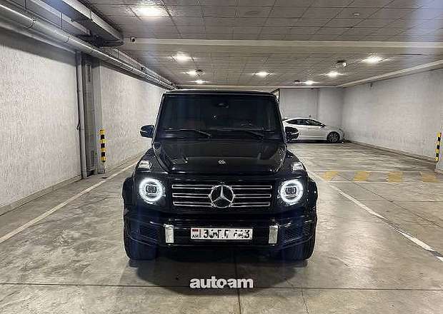 Mercedes-Benz G 550