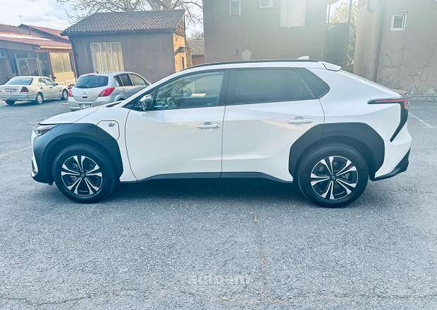 Toyota Bz4X