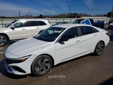 Hyundai Elantra  2025 