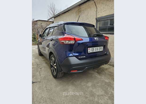 Nissan Kicks