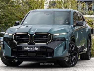 BMW XM  2025 