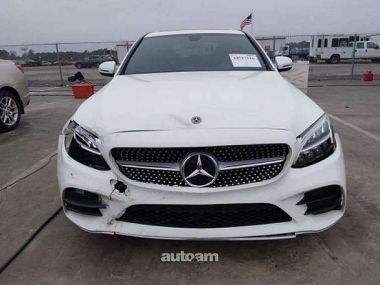 Mercedes-Benz C 300  2020 