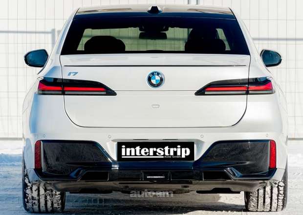 BMW i7