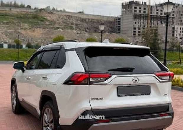 Toyota Rav 4