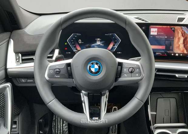 BMW IX2