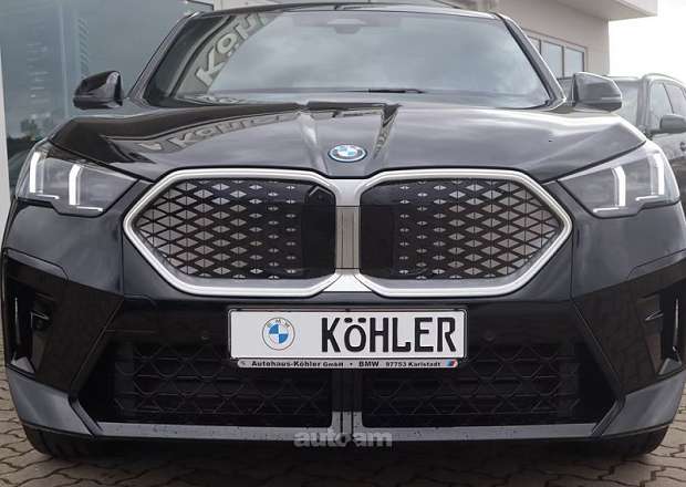 BMW IX2