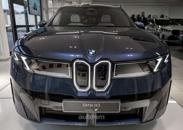 BMW iX3