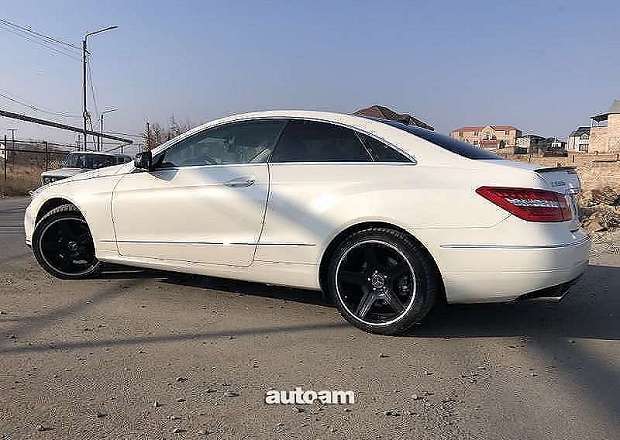 Mercedes-Benz E 350 2010 — լուսանկար 8