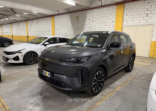 Changan Nevo Q05