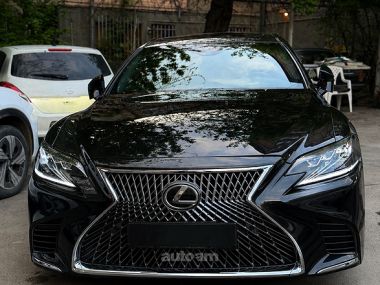 Lexus LS 500  2020 