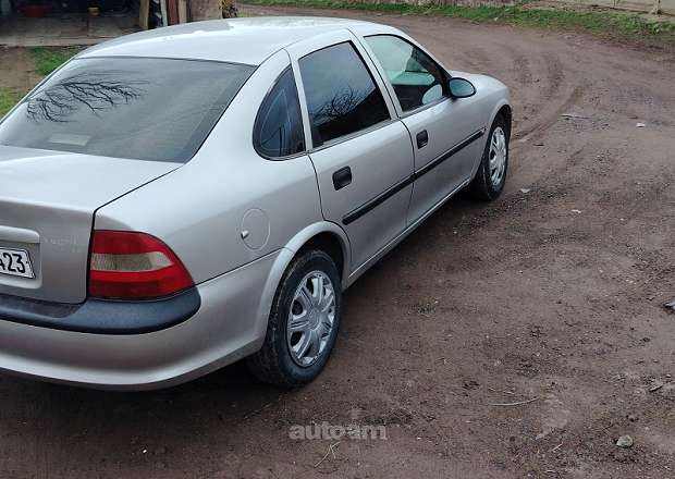 Opel Vectra B