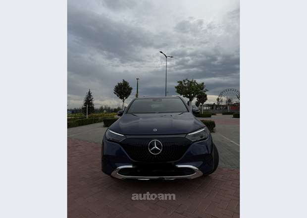 Mercedes-Benz EQE SUV