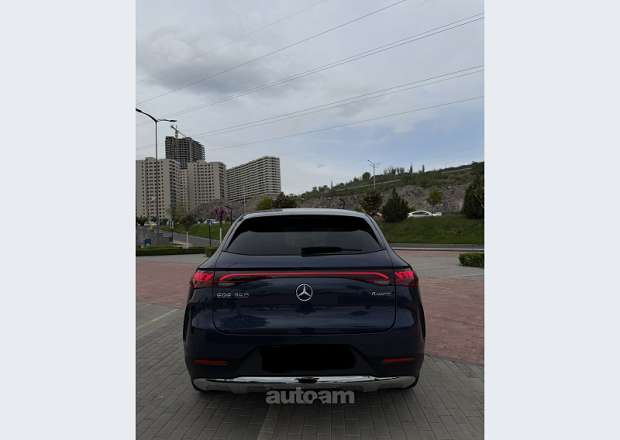 Mercedes-Benz EQE SUV