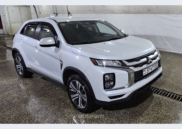 Mitsubishi Օutlander Sport