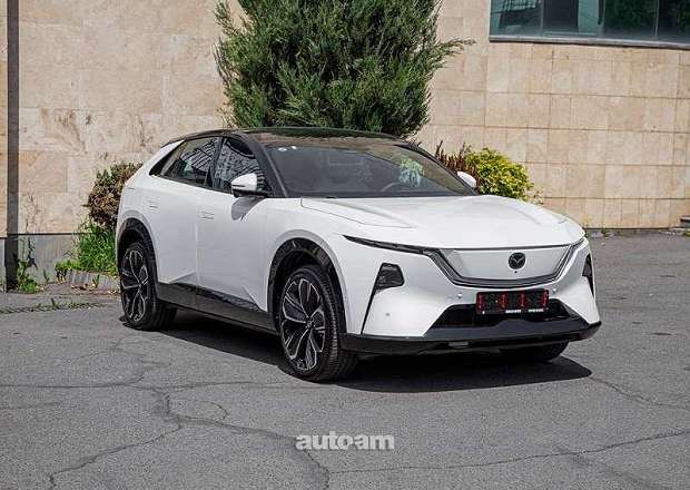 Mazda EZ-60