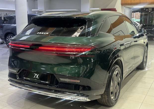 Zeekr 7X