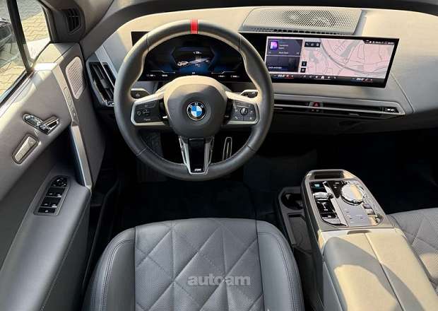 BMW iX