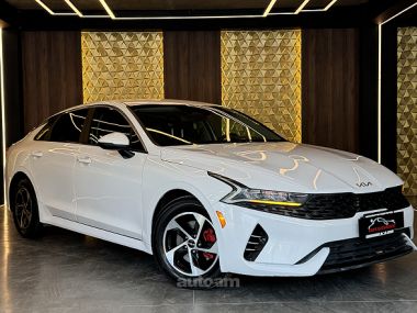 Kia K5  2021 