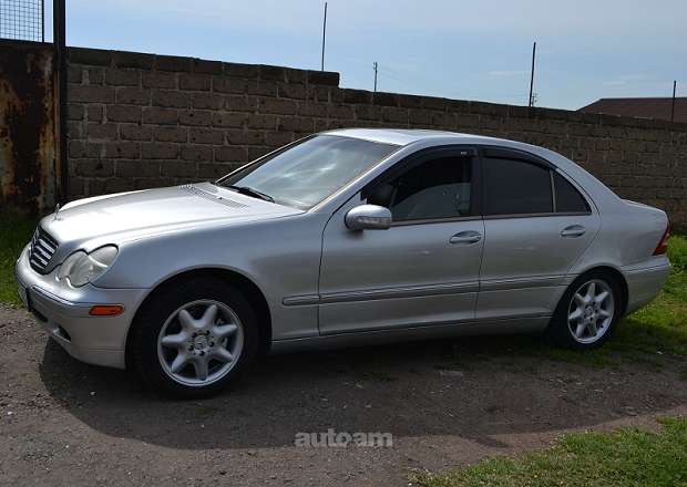 Mercedes-Benz C 240 2003 — լուսանկար 4