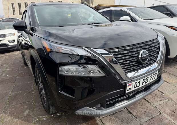 Nissan Rogue