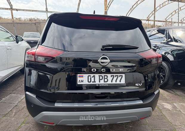 Nissan Rogue