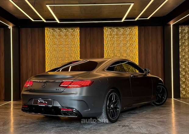 Mercedes-Benz S 63 AMG Coupe