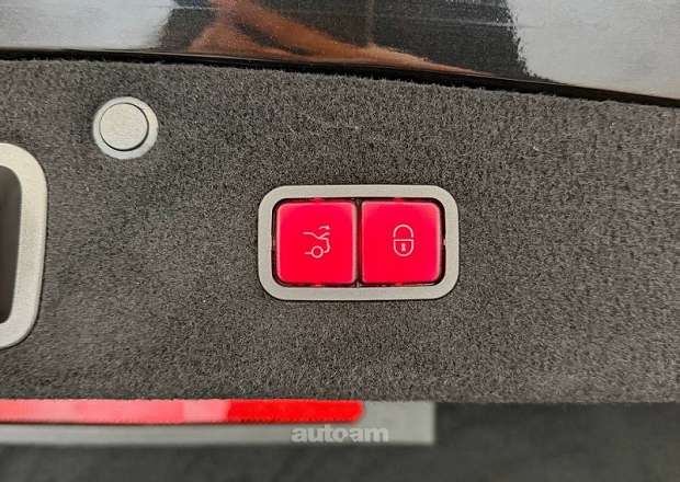 Mercedes-Benz S 63 AMG Coupe