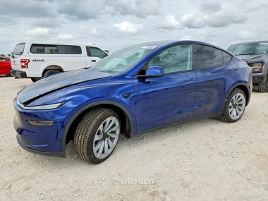 Tesla Model Y  2025 