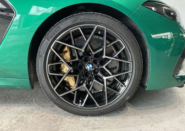 BMW M8