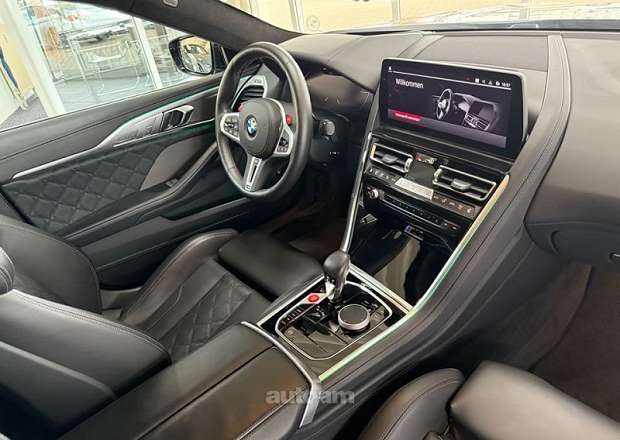 BMW M8