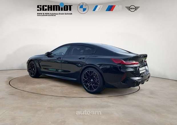 BMW M8
