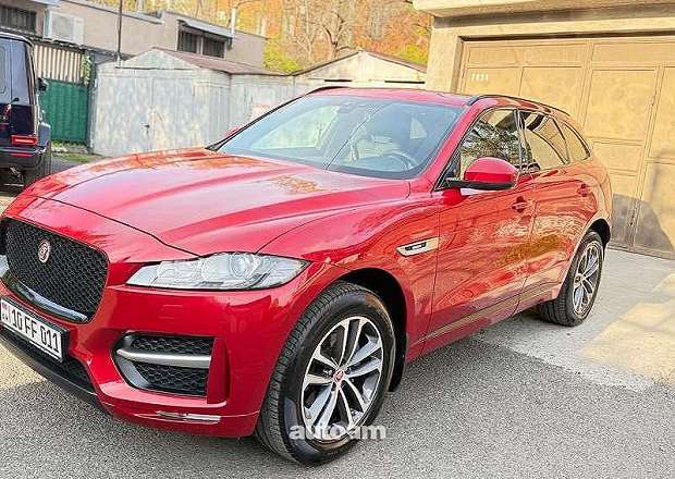 Jaguar F-Pace