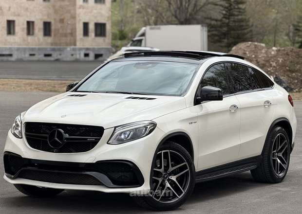 Mercedes-Benz GLE 400