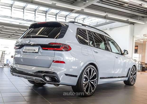 BMW X7