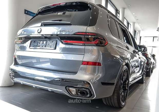 BMW X7