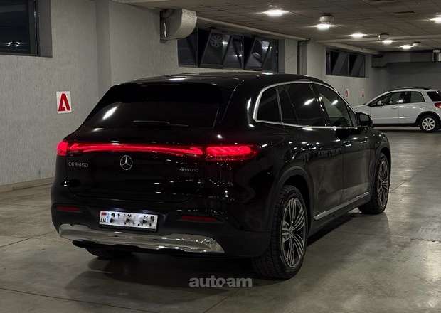 Mercedes-Benz EQS SUV