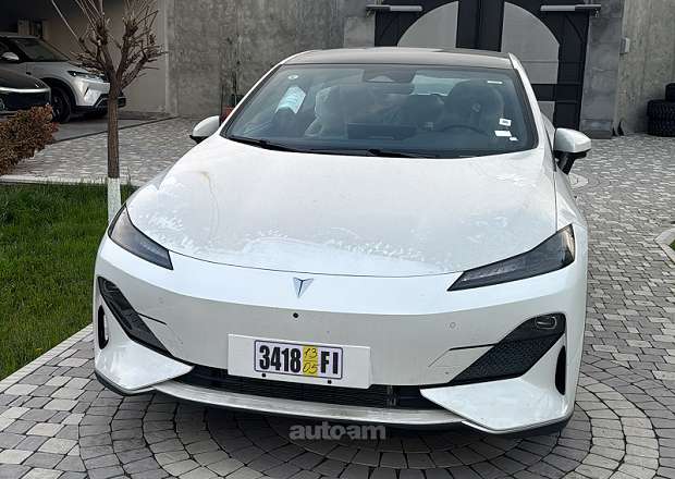 Changan Deepal SL03