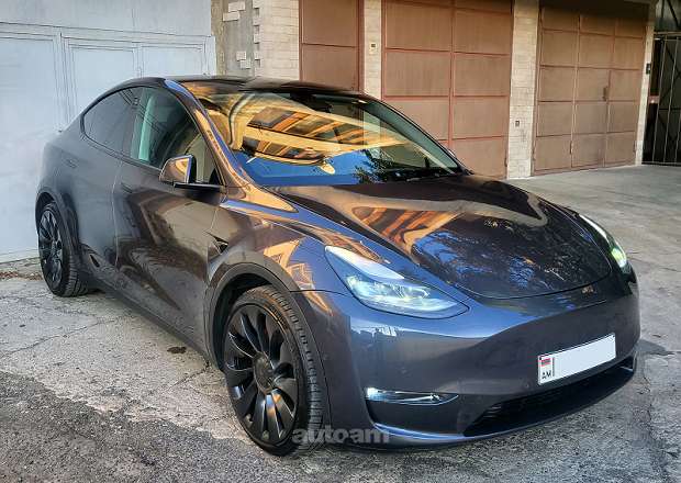 Tesla Model Y 2022 — լուսանկար 2