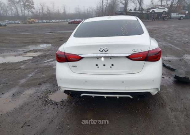 Infiniti Q50