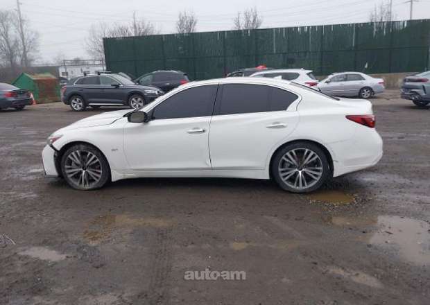 Infiniti Q50