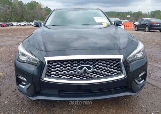 Infiniti Q50