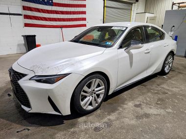 Lexus IS 300  2021 