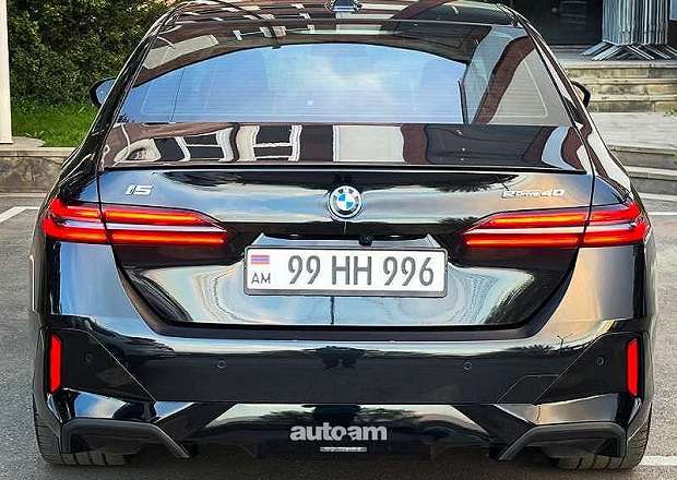 BMW i5
