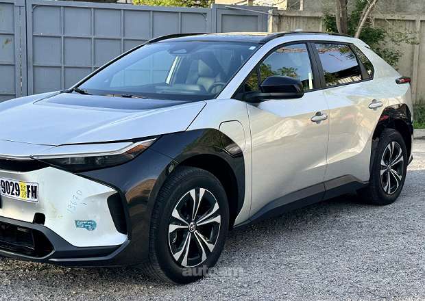 Toyota Bz4X